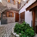 Christiana's Stone Apartament *