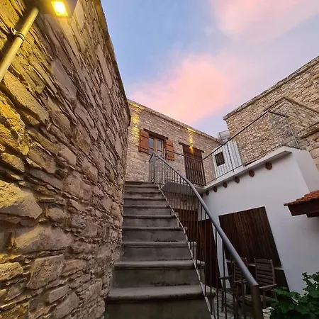 Christiana's Stone Apartment Pano Lefkara