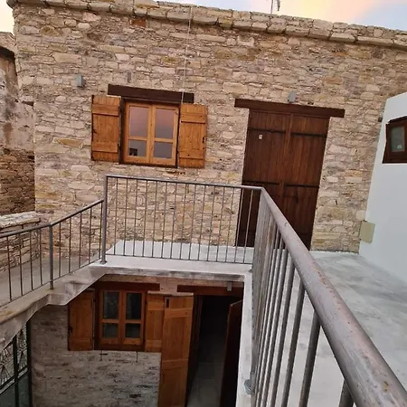 Christiana's Stone Apartment Pano Lefkara