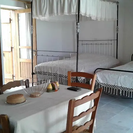 Christiana's Stone Apartment *