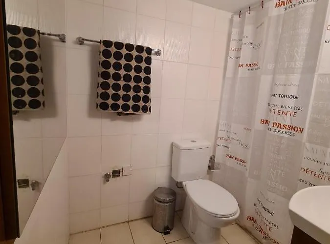 Christiana's Stone פאנו לפקארה